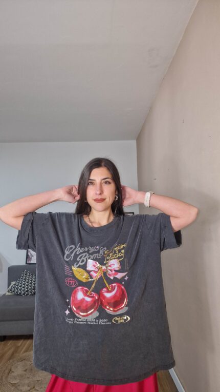 CAMISETA CURVI EFECTO LAVADO ESTAMPADA