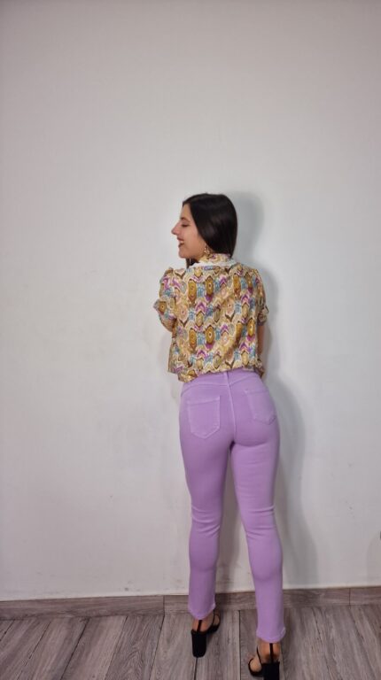 JEANS LILA