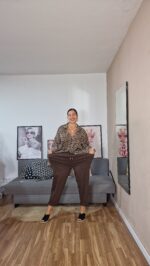 JOGGER CURVI BOTONES - Imagen 6