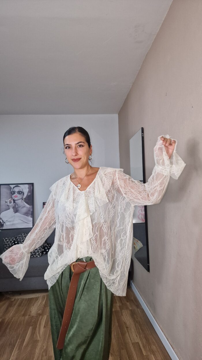 BLUSA CURVI ENCAJE - Imagen 10