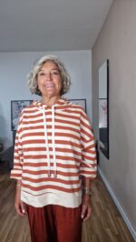 SUDADERA RAYAS talla pequeña - Imagen 6