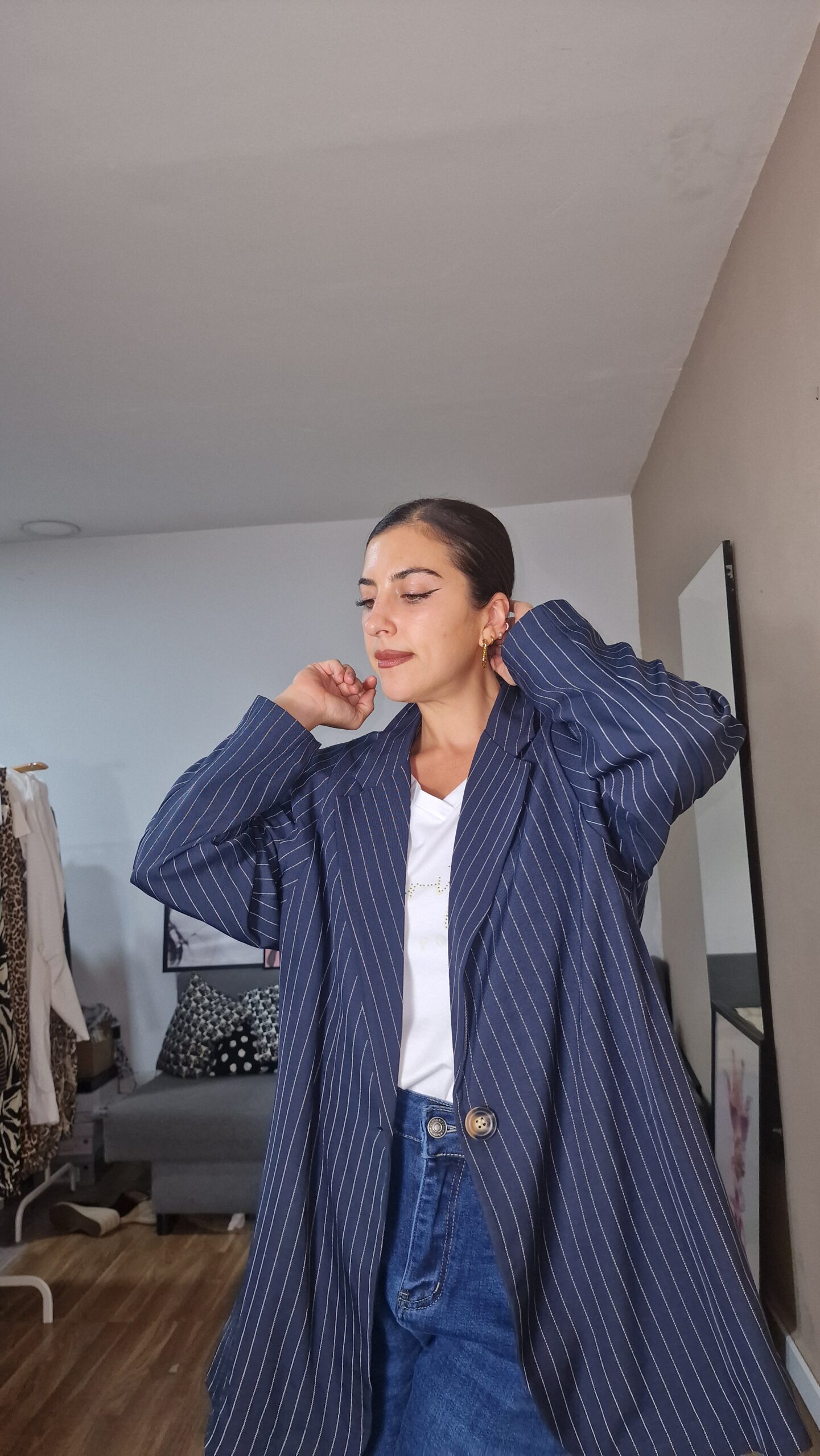 20250926_204910 BLAZER SEMICURVI RAYAS - Imagen 1