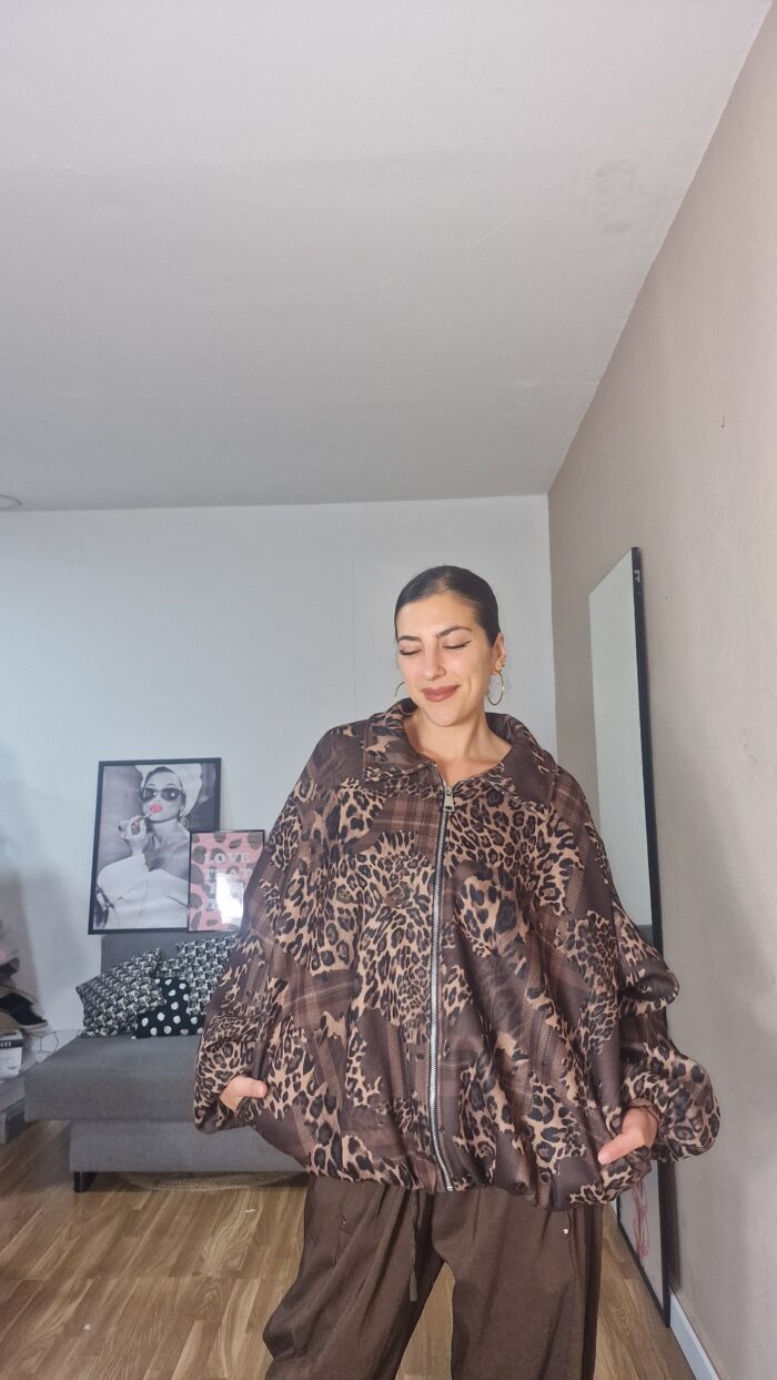 CHAQUETA CURVI ANTE ESTAMPADA - Imagen 4