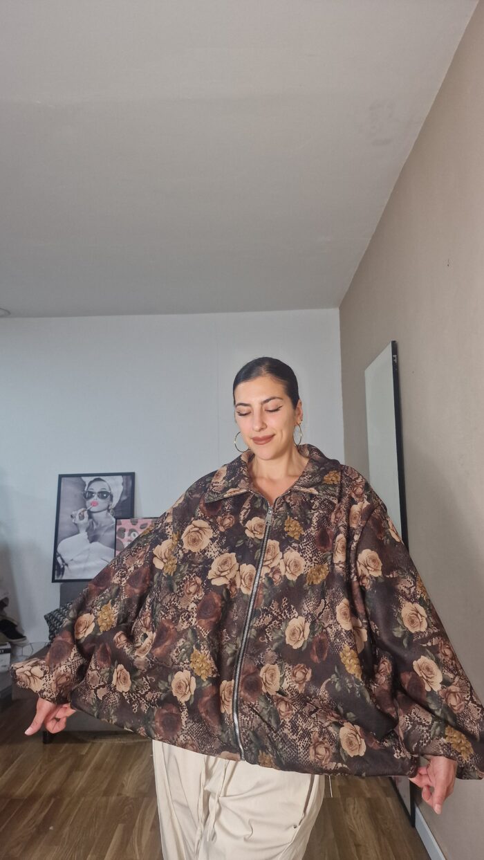 CHAQUETA CURVI ANTE ESTAMPADA - Imagen 1