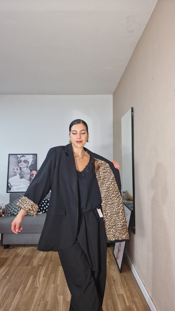 CONJUNTO CURVI BLAZER PRINT - Imagen 9