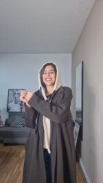 ABRIGO CURVI CAPUCHA - Imagen 2