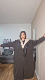 ABRIGO CURVI CAPUCHA - Imagen 4