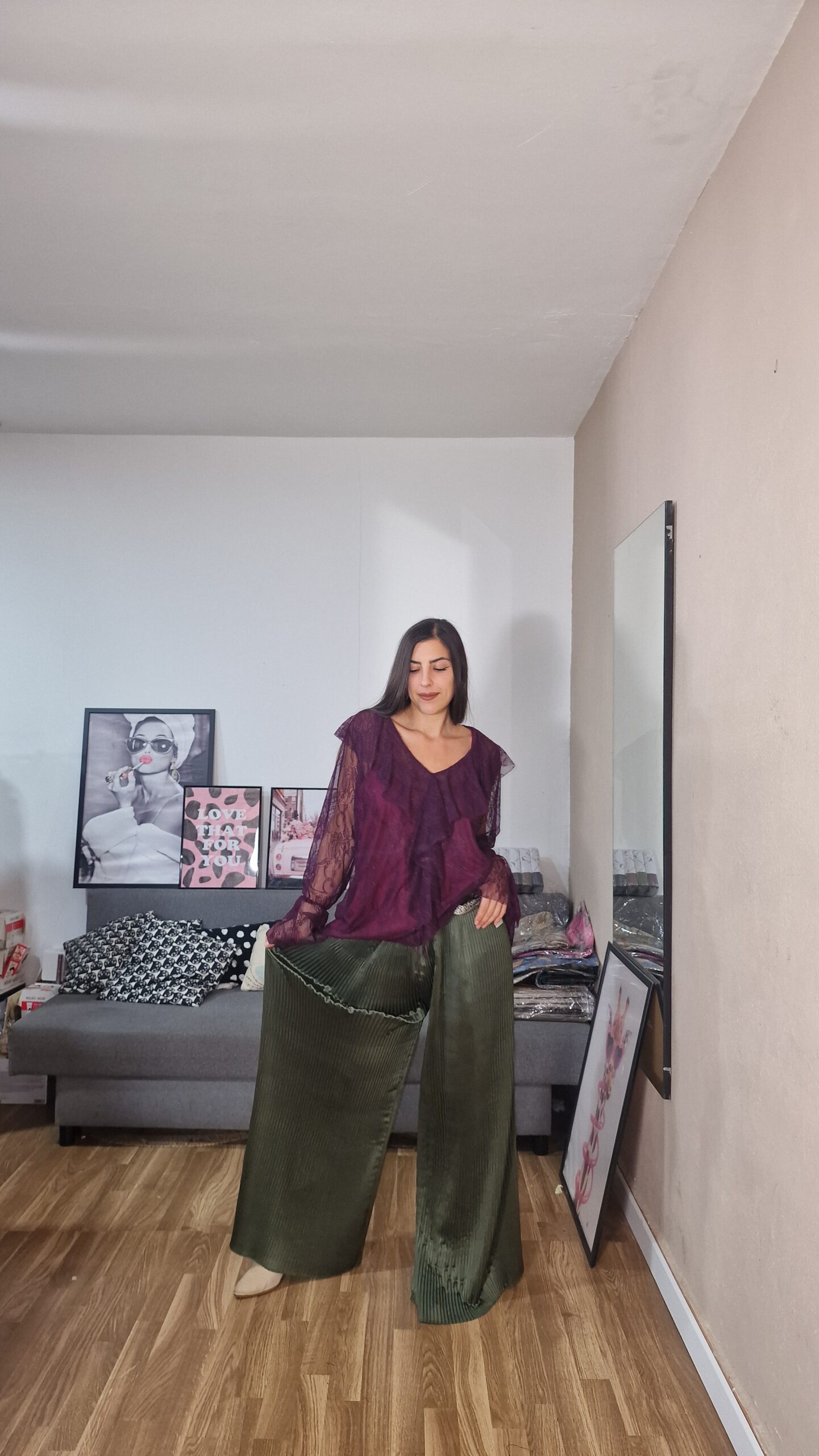 20251030_134436 PANTALON CURVI PLISADO SATEN - Imagen 5