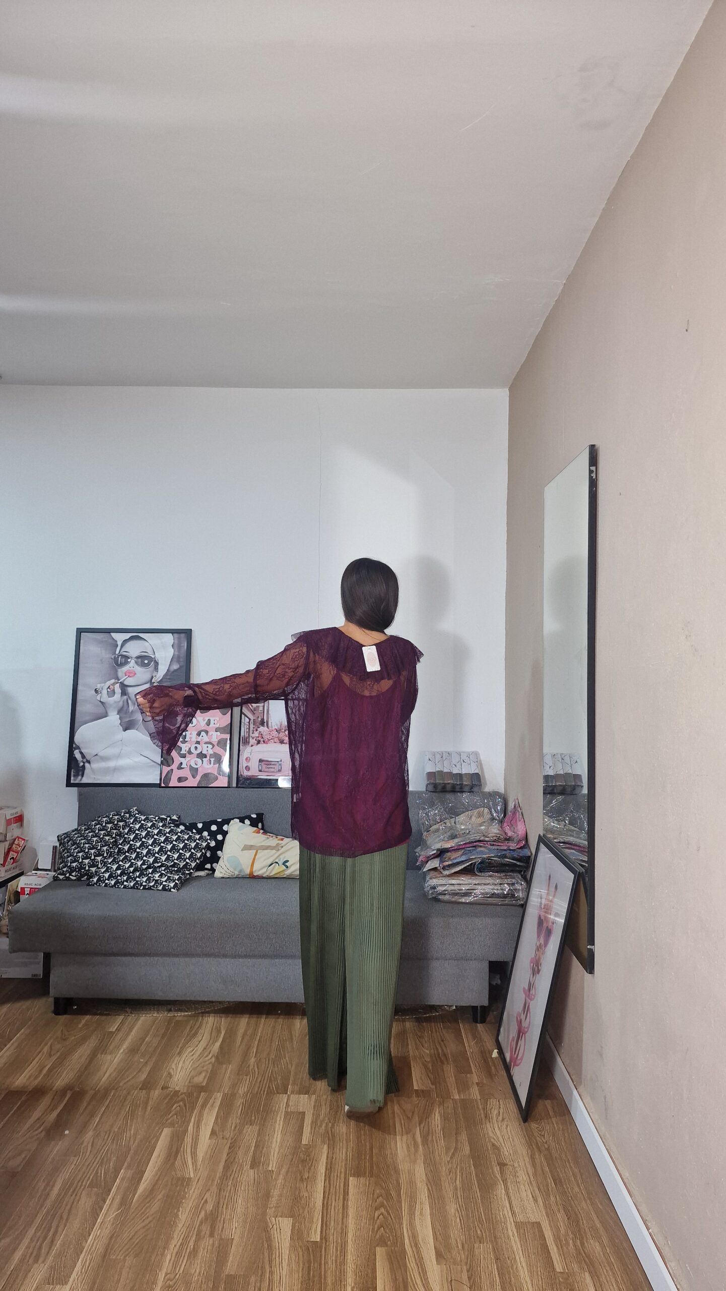 20251030_134445 PANTALON CURVI PLISADO SATEN - Imagen 6