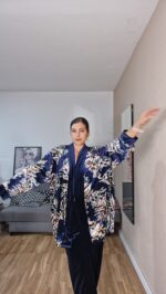 QUIMONO CURVI TERCIOPELO FLORES