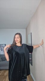 CAMISETA CURVI TERCIOPELO BRILLO - Imagen 3