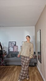 PANTALON SEMICURVI CUADROS VENECIA - Imagen 8