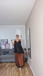 FALDA CURVI SATEN ENCAJE