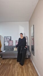 PANTALON CURVI ANCHO LISO - Imagen 5