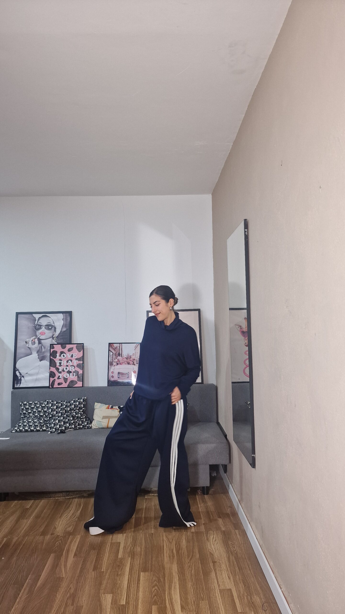 20251124_213002 PANTALON CURVI RAYA LATERAL - Imagen 1