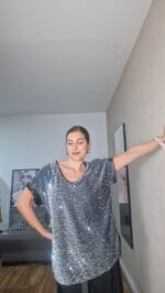 CAMISETA SEMICURVI TERCIOPELO LENTEJUELAS