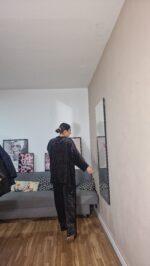 PANTALON SEMICURVI TERCIOPELO PURPURINA - Imagen 4