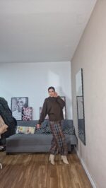 PANTALON SEMICURVI/PEQUEÑO CUADROS BOMBACHO