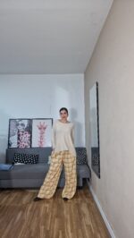 PANTALON SEMICURVI CUADROS - Imagen 4