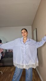 CAMISA CURVI RAYAS ENCAJE