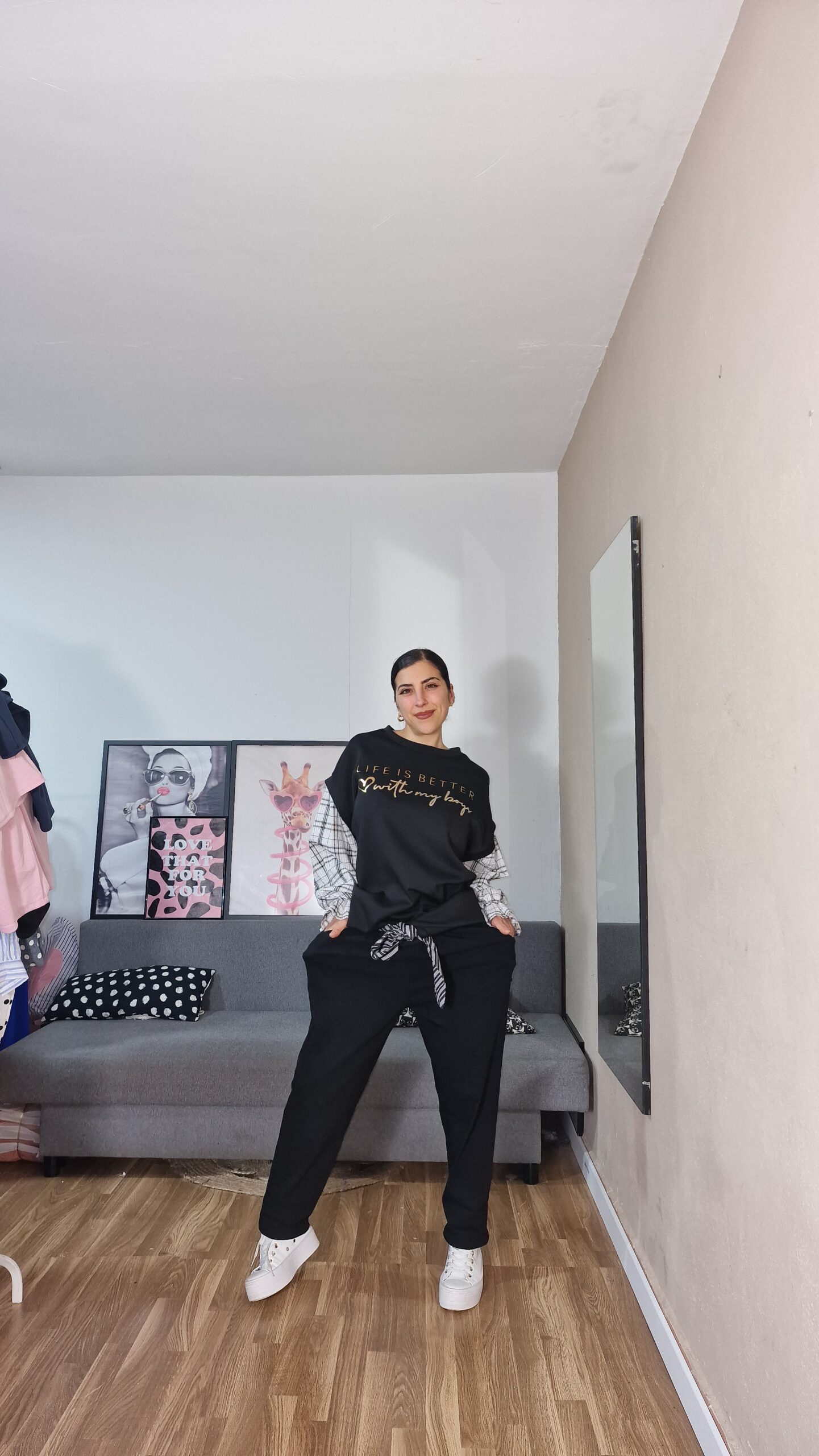 20260130_193205 JOGGER CURVI LAZADA - Imagen 1