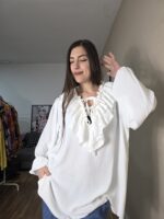 BLUSA CURVI VOLANTE CUELLO