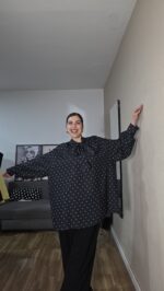 CAMISA CURVI LUNARES LAZADA - Imagen 5