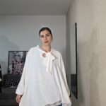 BLUSA CURVI ASIMÉTRICA