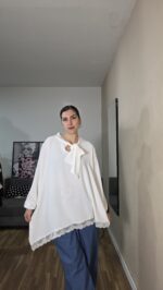 BLUSA CURVI ASIMÉTRICA