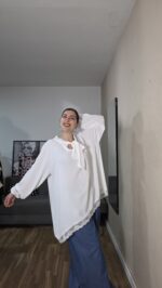 BLUSA CURVI ASIMÉTRICA - Imagen 2