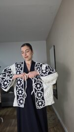 REBECA SEMICURVI CROCHET FLORES - Imagen 9