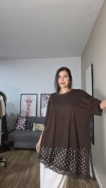 CAMISETA CURVI ASIMETRICA CON LUNARES - Imagen 9