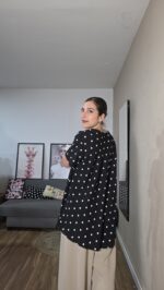 CAMISETA CURVI PERRO LUNARES - Imagen 4