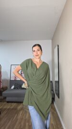 CAMISETA CURVI CRUZADA DRAPEADA