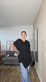 CAMISETA CURVI CRUZADA DRAPEADA - Imagen 12