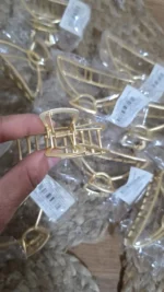 PINZA PELO DORADA - Imagen 4