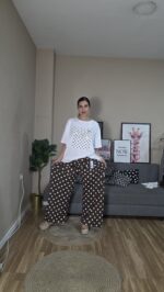 PANTALON CURVI ELASTICO LUNARES MARRON