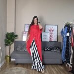 PANTALON CURVI BLANCO Y NEGRO