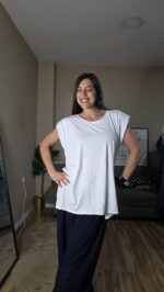 CAMISETA CURVI HOMBRERAS (copia) - Imagen 9