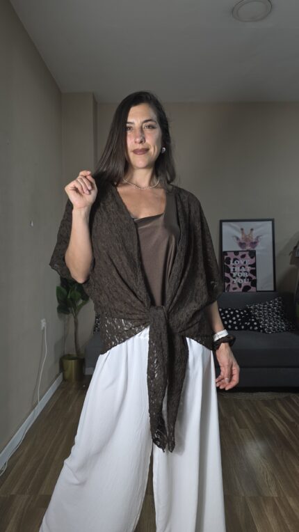 REBECA CURVI CALADA