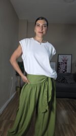 CAMISETA T.PEQUEÑA/SEMICURVI TACHUELAS