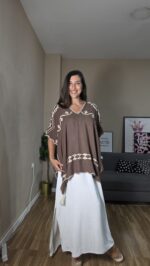 PONCHO CURVI BORDADO - Imagen 9
