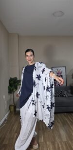 QUIMONO CURVI BLANCO Y AZUL