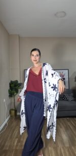 QUIMONO CURVI BLANCO Y AZUL - Imagen 4
