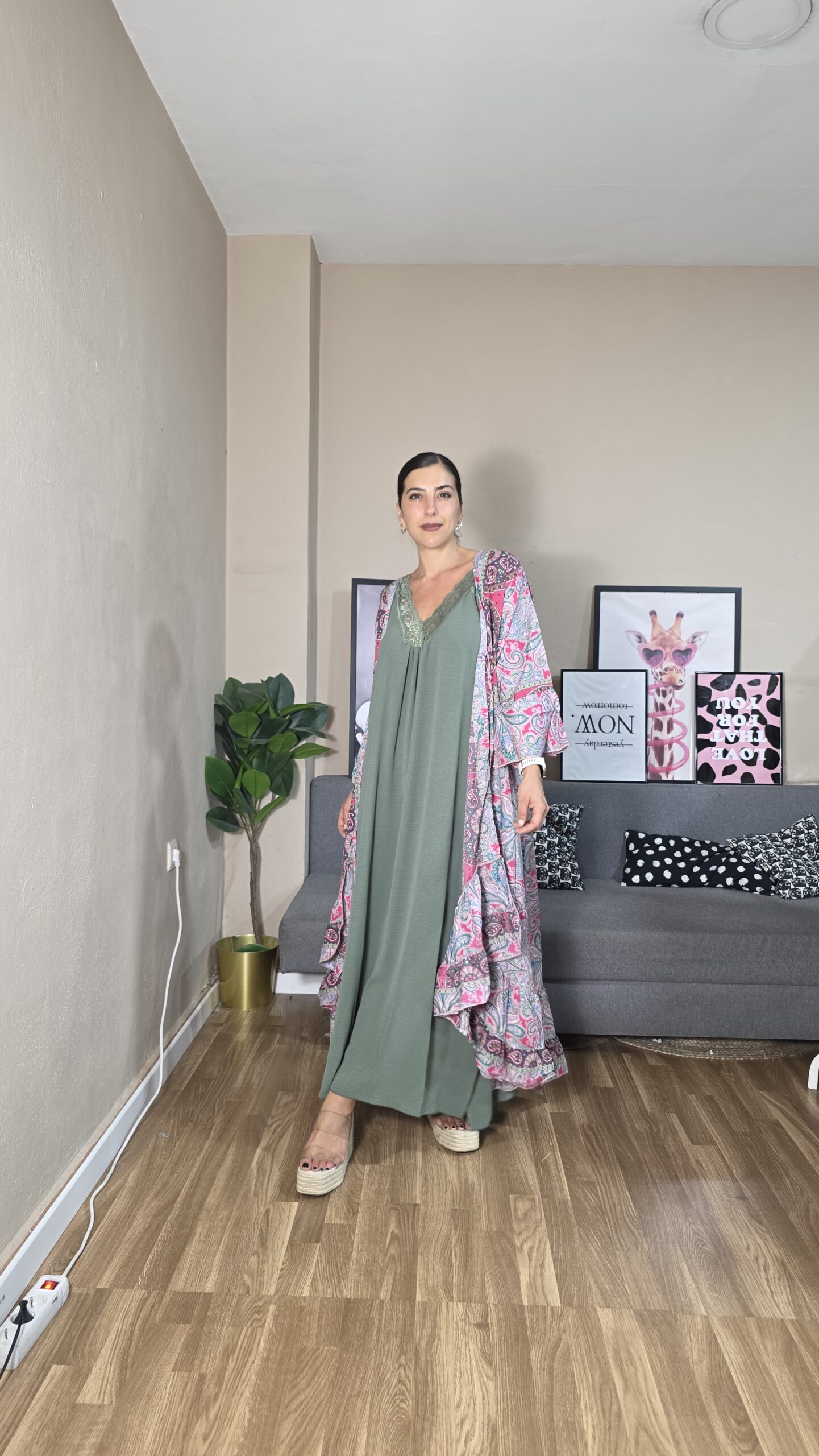 20260804_202227 CAFTAN INDIA - Imagen 1