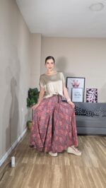 PANTALON SEMICURVI SEDA FLORES