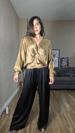 BLUSA T.PEQUEÑA NUDO