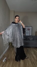 PONCHO PLATA FLECOS - Imagen 4