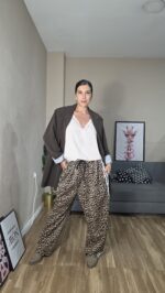 PANTALON CURVI ANIMAL PRINT