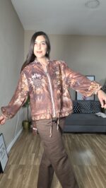 BOMBER T PEQUEÑA SEMICURVI PICASSO - Imagen 5